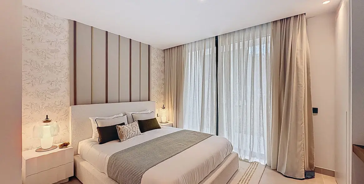 Sale of detached villa in Nagüeles 60