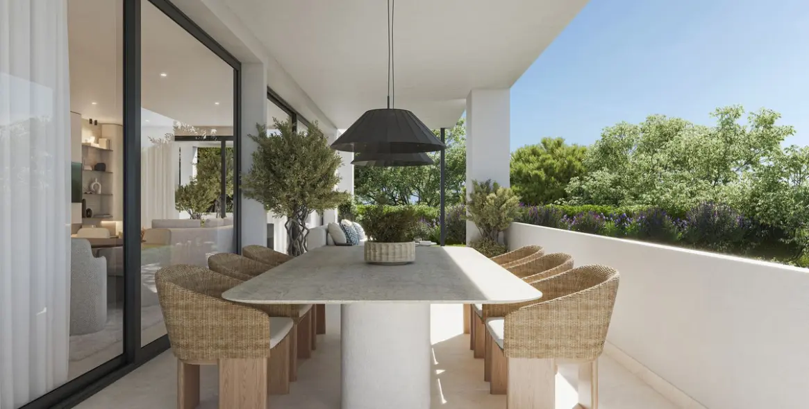 Sale of detached villa in Nagüeles 64