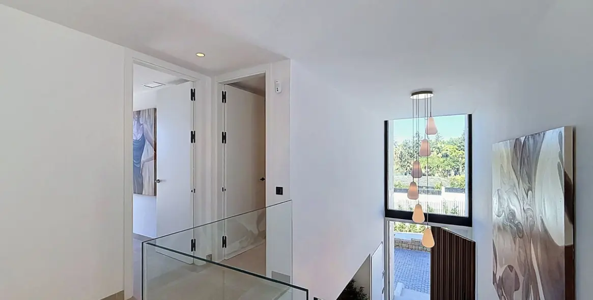 Venta de villa independiente en Nagüeles 97