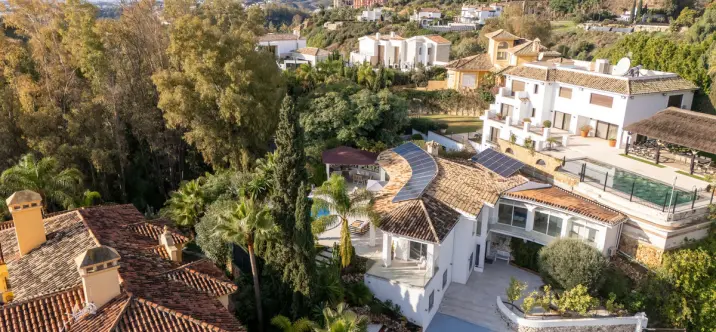 Venta de villa independiente en Benahavís 2