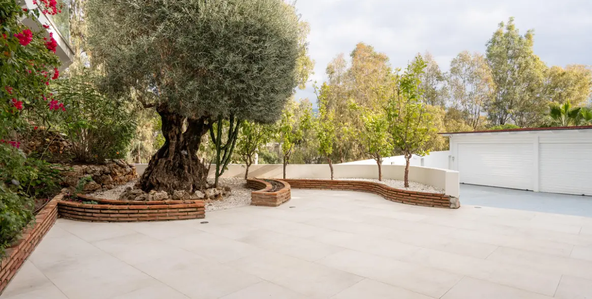 Sale of detached villa in Benahavís 30