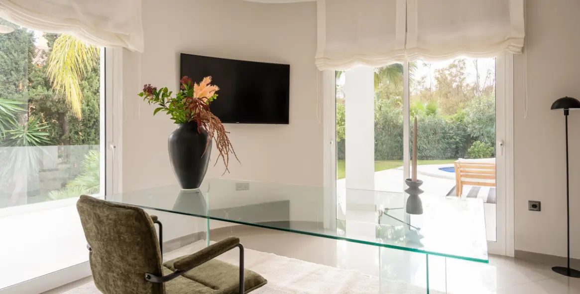 Sale of detached villa in Benahavís 48