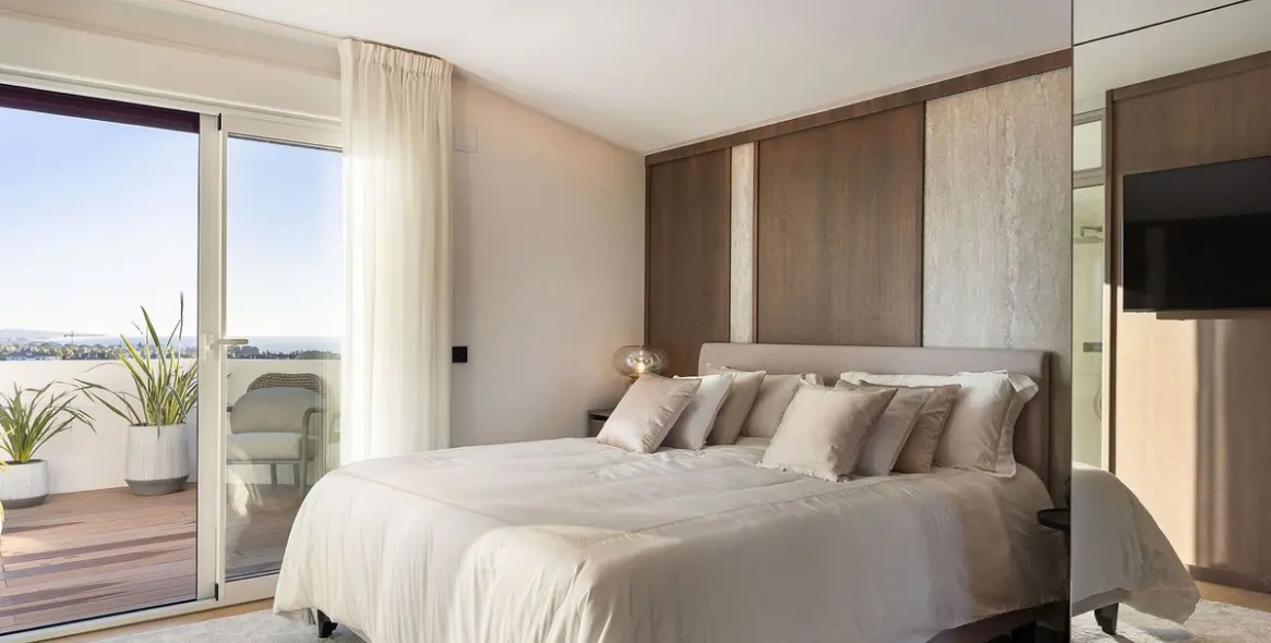 Venta de ático dúplex en The Golden Mile 17