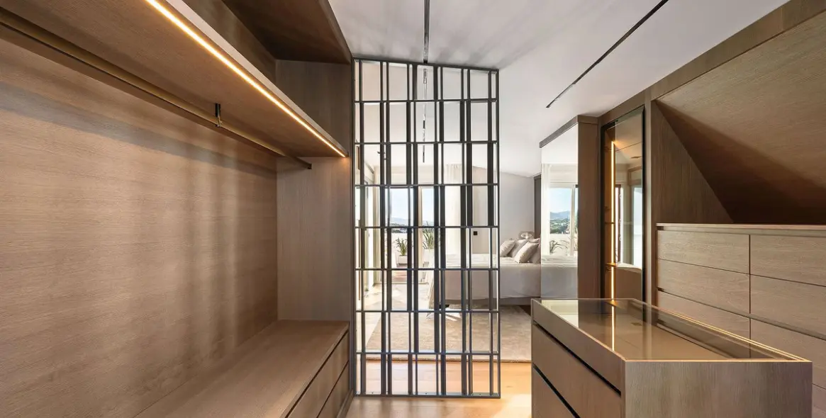 Venta de ático dúplex en The Golden Mile 19