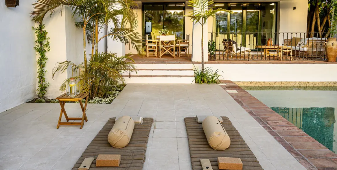 Venta de villa independiente en El Paraiso 4