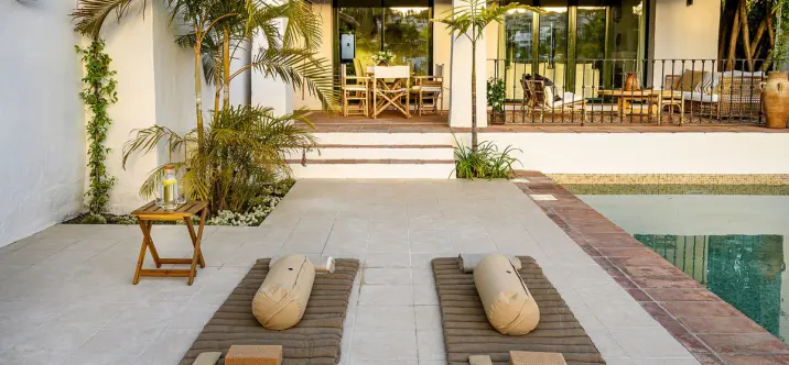 Venta de villa independiente en El Paraiso 3