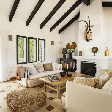 Venta de villa independiente en El Paraiso