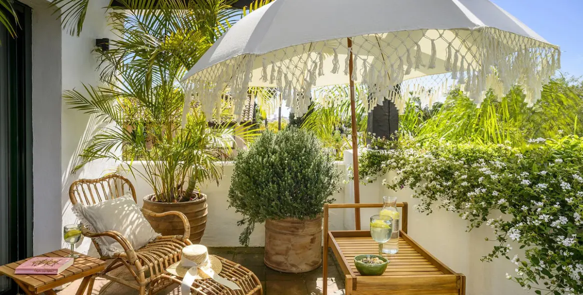 Venta de villa independiente en El Paraiso 14