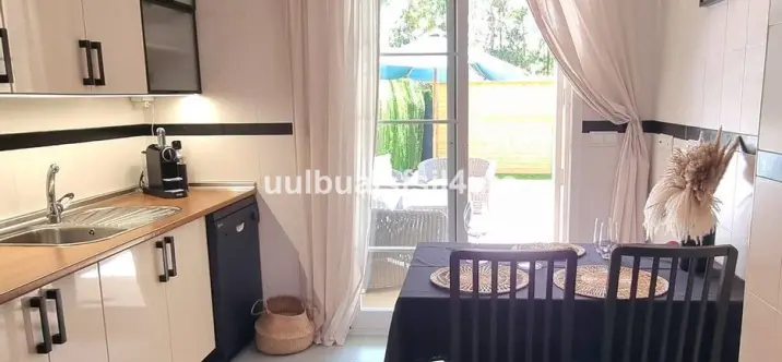 Short-term rent of townhouse in Nueva Andalucía 1
