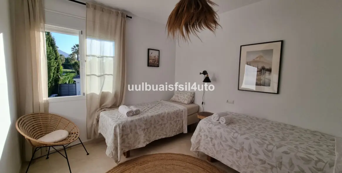 Short-term rent of townhouse in Nueva Andalucía 8