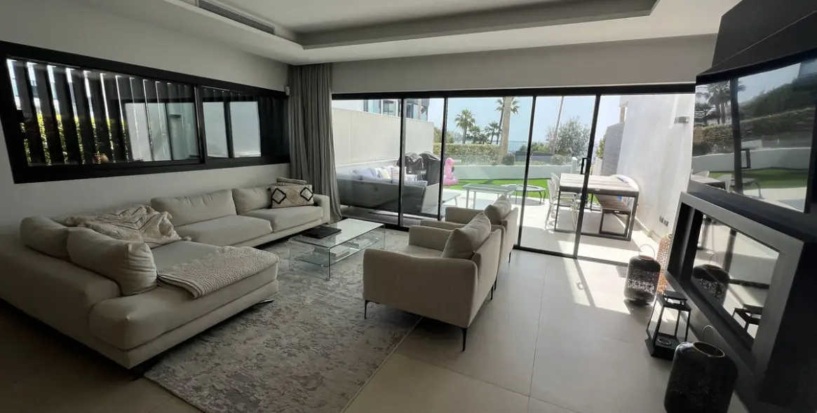 Long-term rent of townhouse in Estepona 2