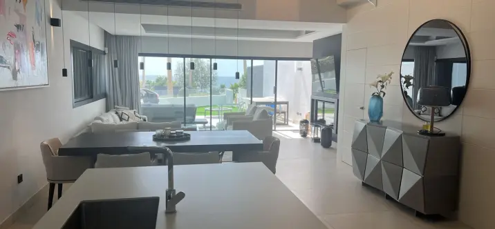 Long-term rent of townhouse in Estepona 3