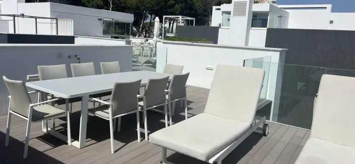 Long-term rent of townhouse in Estepona 4