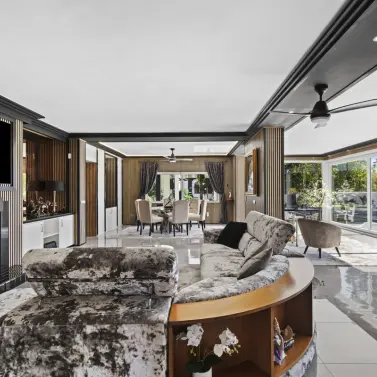 Venta de villa independiente en Estepona