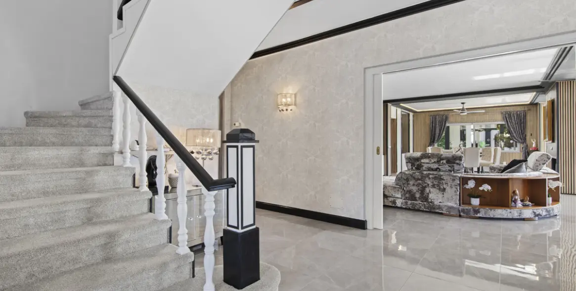 Venta de villa independiente en Estepona 8