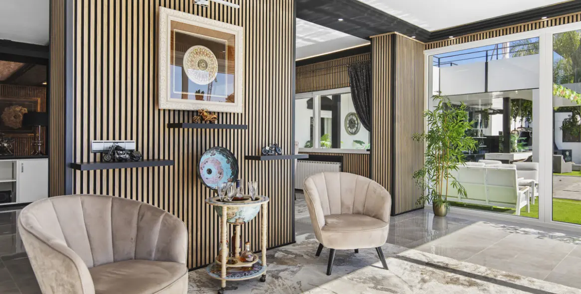 Venta de villa independiente en Estepona 15