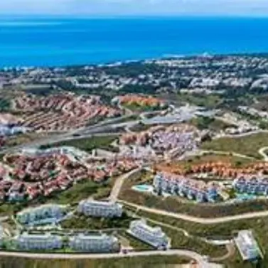 Sale of middle floor apartment in Mijas Costa