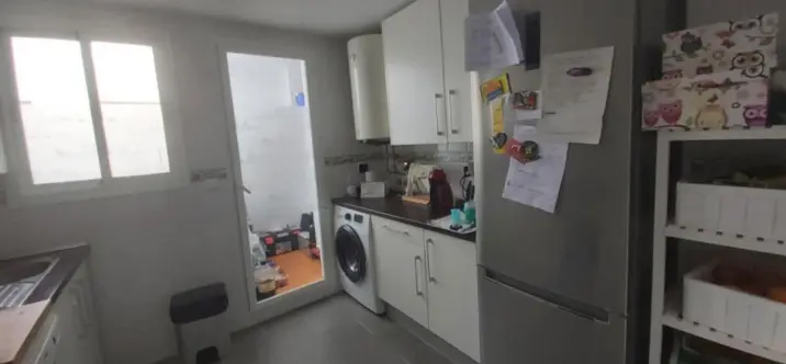 Sale of middle floor apartment in Doña Julia 2