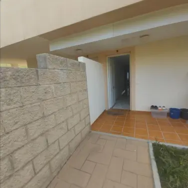 Sale of middle floor apartment in Doña Julia