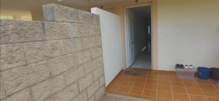 Sale of middle floor apartment in Doña Julia 3