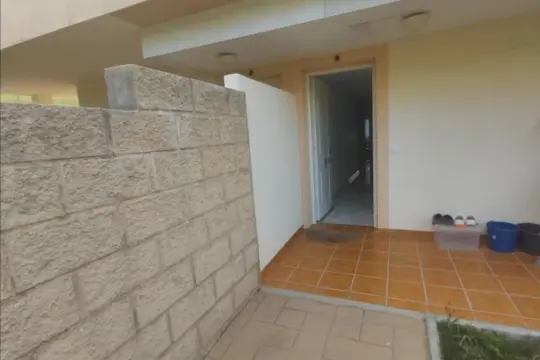 Image 4 thumb