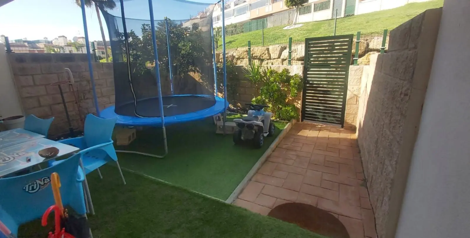 Sale of middle floor apartment in Doña Julia 14
