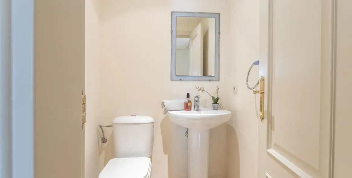 Продажа апартаментов на первом этаже в Benahavís 25