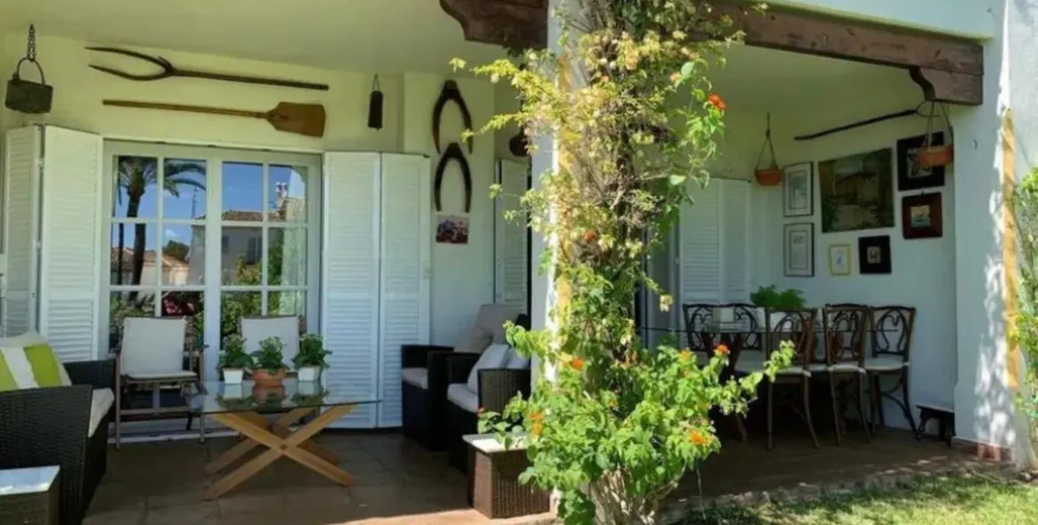 Продажа таунхауса в New Golden Mile 2