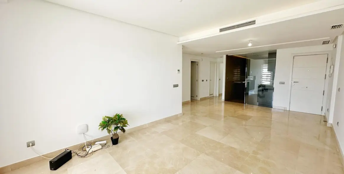 Sale of middle floor apartment in Los Arqueros 1