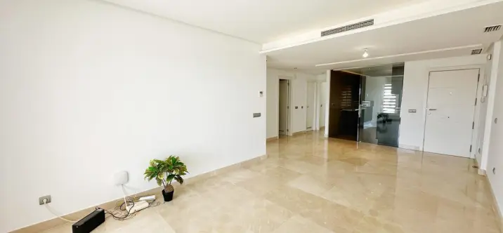 Sale of middle floor apartment in Los Arqueros 0