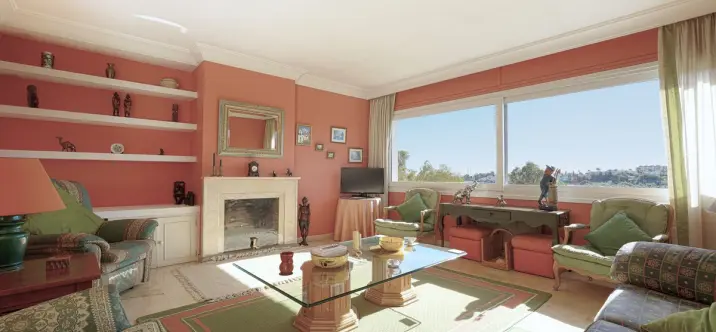 Sale of middle floor apartment in Guadalmina Alta 2