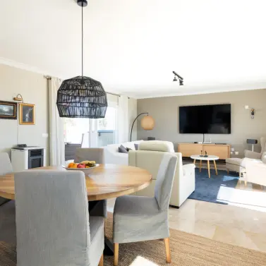 Sale of penthouse in El Paraiso