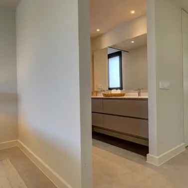 Sale of penthouse in Estepona