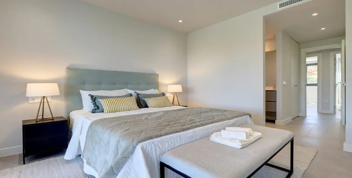 Sale of penthouse in Estepona 6