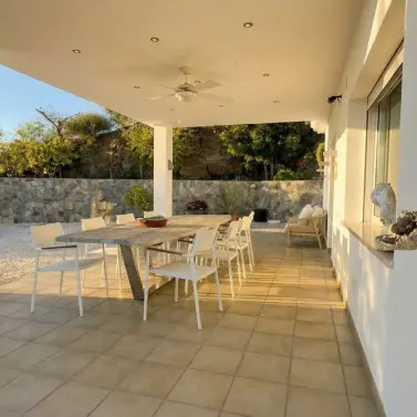 Venta de villa independiente en Guaro