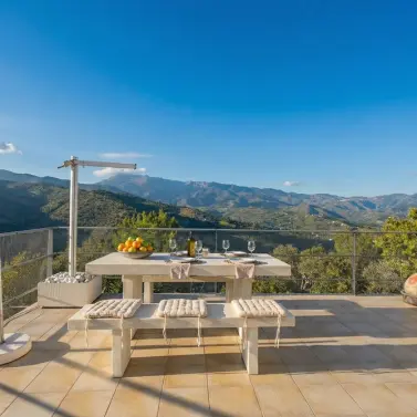 Sale of detached villa in Guaro