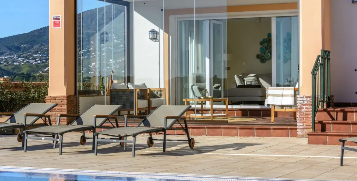 Venta de villa independiente en Sierrezuela 19