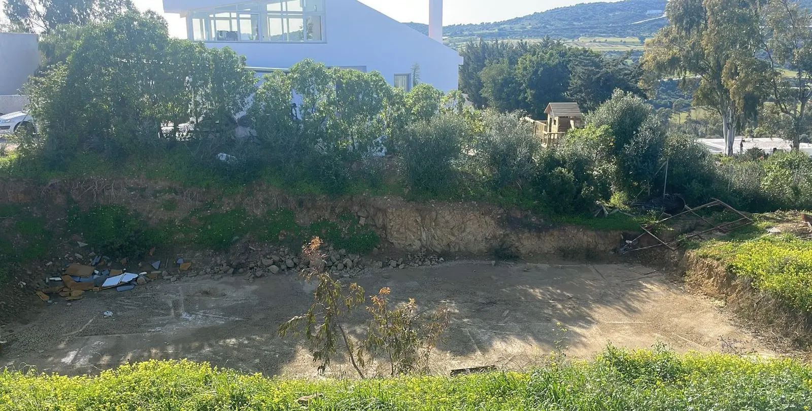 Sale of residential plot in Estepona 3
