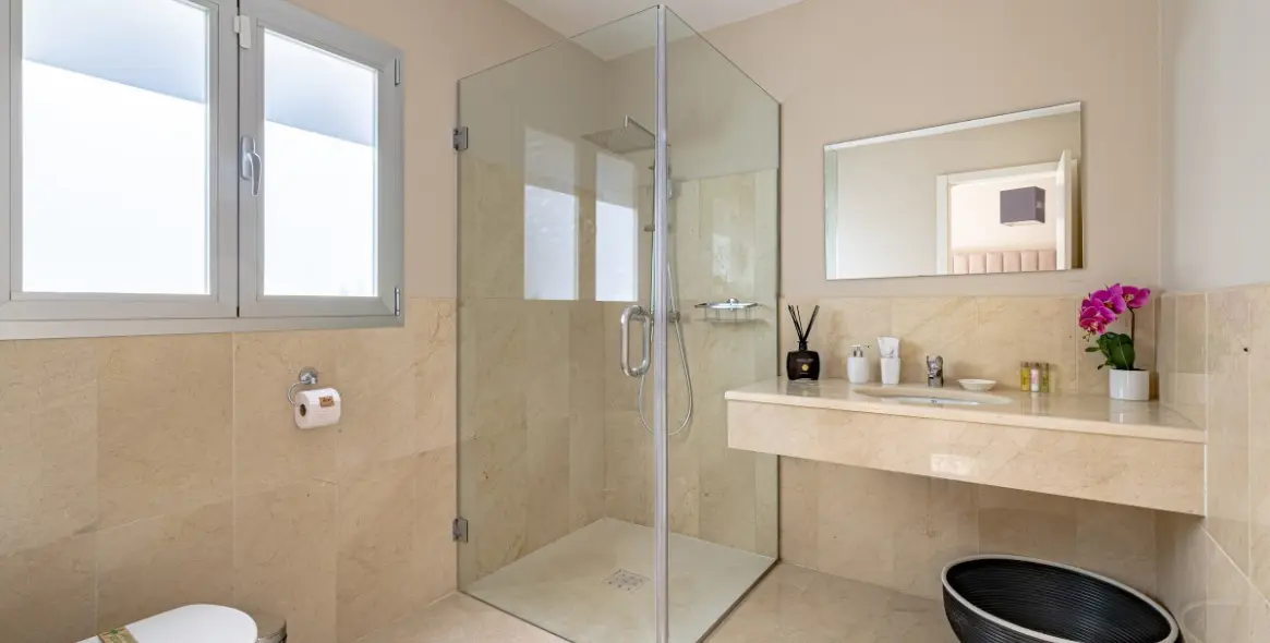 Venta de villa independiente en Marbella 18