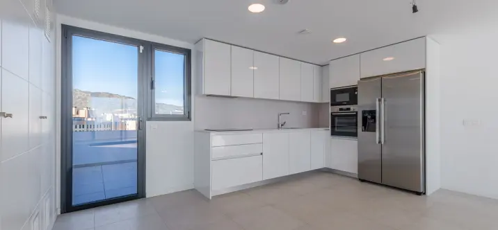 Venta de ático en Playamar 4