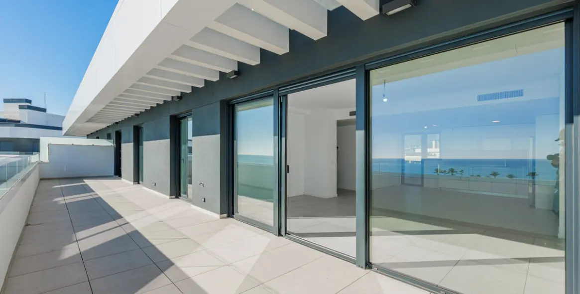 Venta de ático en Playamar 8