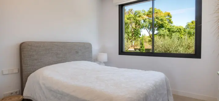 Short-term rent of semi-detached house in Elviria 1