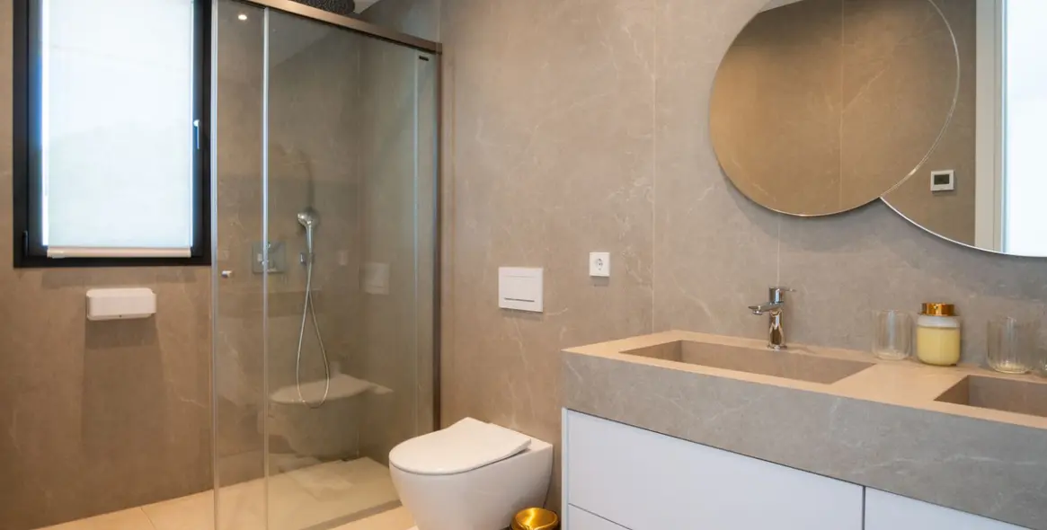 Short-term rent of semi-detached house in Elviria 8