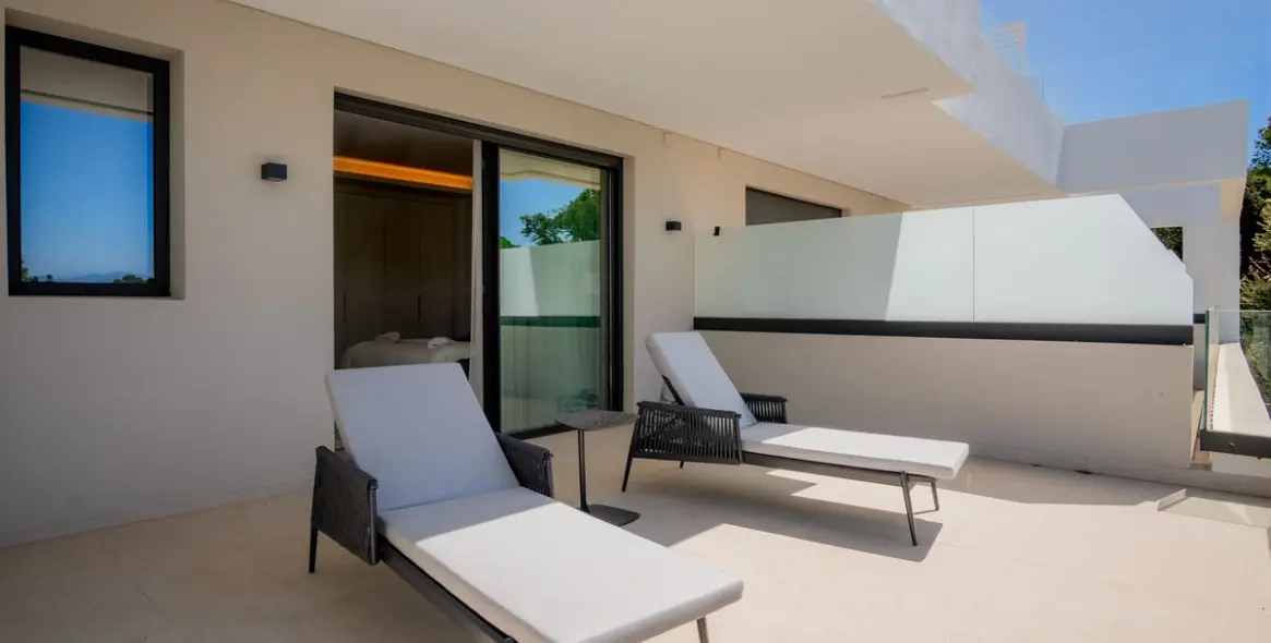 Short-term rent of semi-detached house in Elviria 10