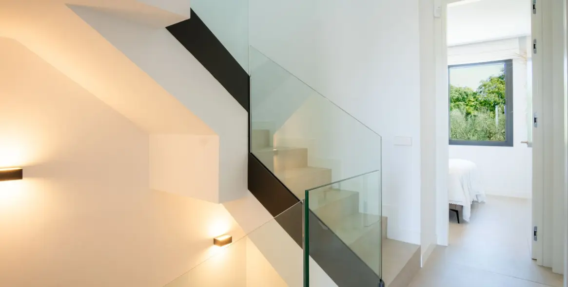 Short-term rent of semi-detached house in Elviria 11