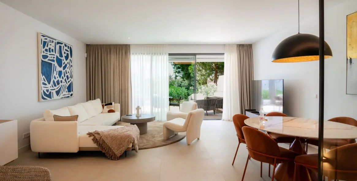 Short-term rent of semi-detached house in Elviria 19