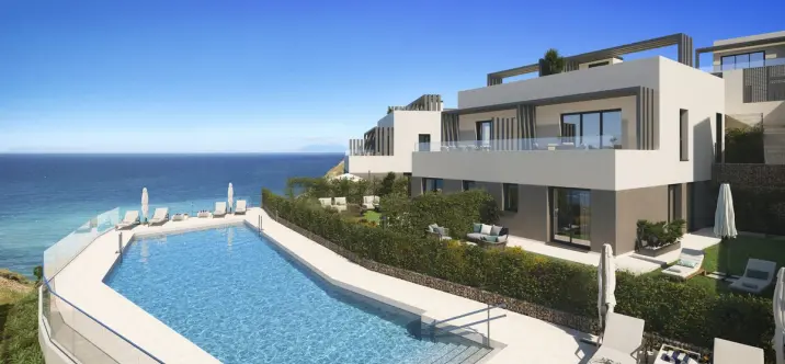 Sale of detached villa in Lagos 1