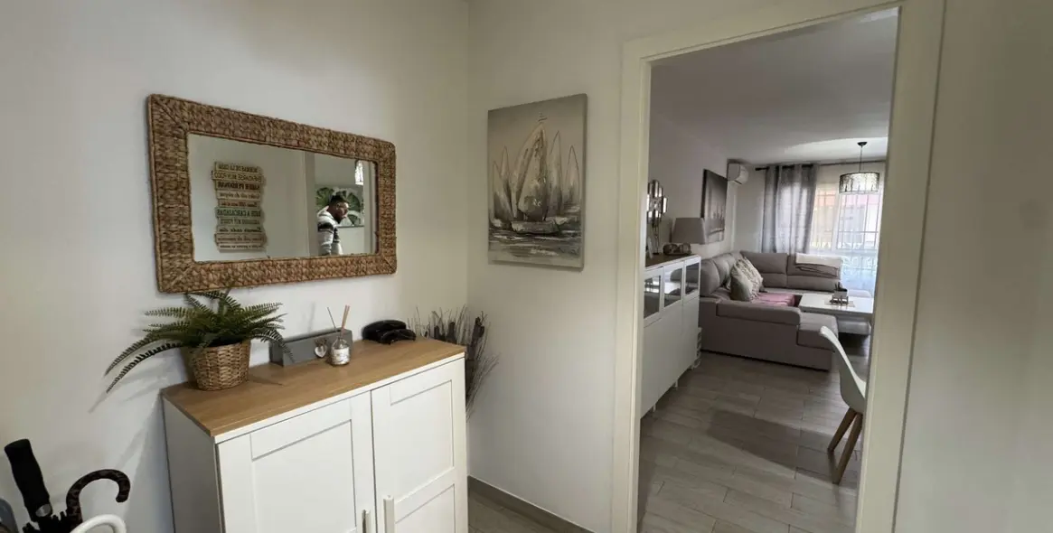 Sale of ground floor apartment in Marbella 2