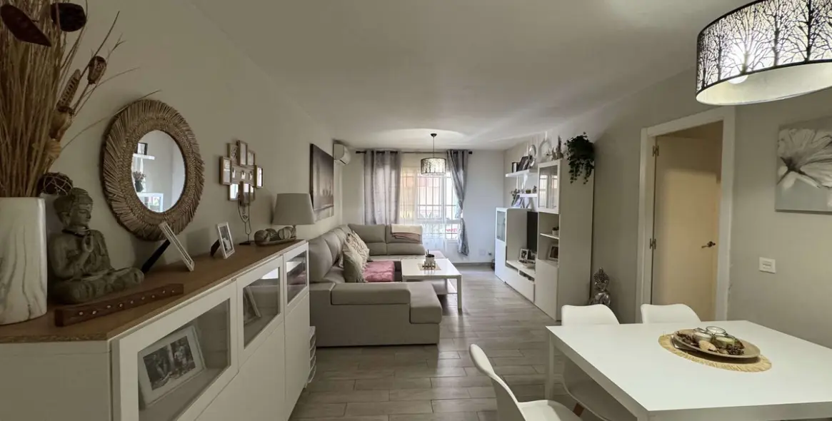 Sale of ground floor apartment in Marbella 3