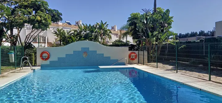 Venta de adosado en Selwo 2